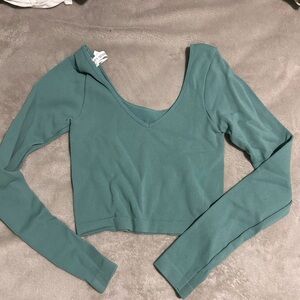 Aeropostale Sea Green Long Sleeve Crop Top
